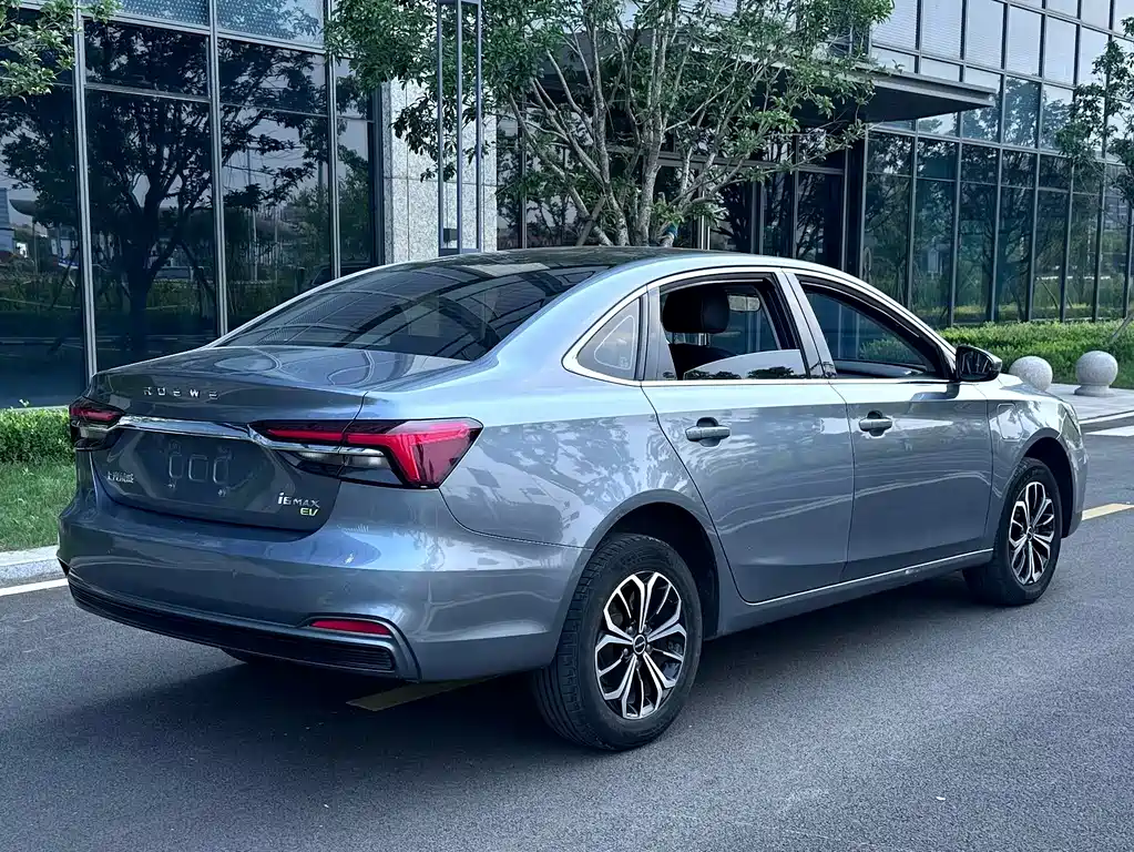 Roewe i6 MAX 2022 EV 600 Flagship