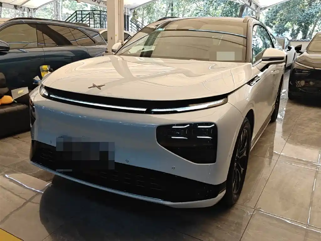 XPeng G9 2025
