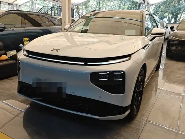 2025 Xpeng G9