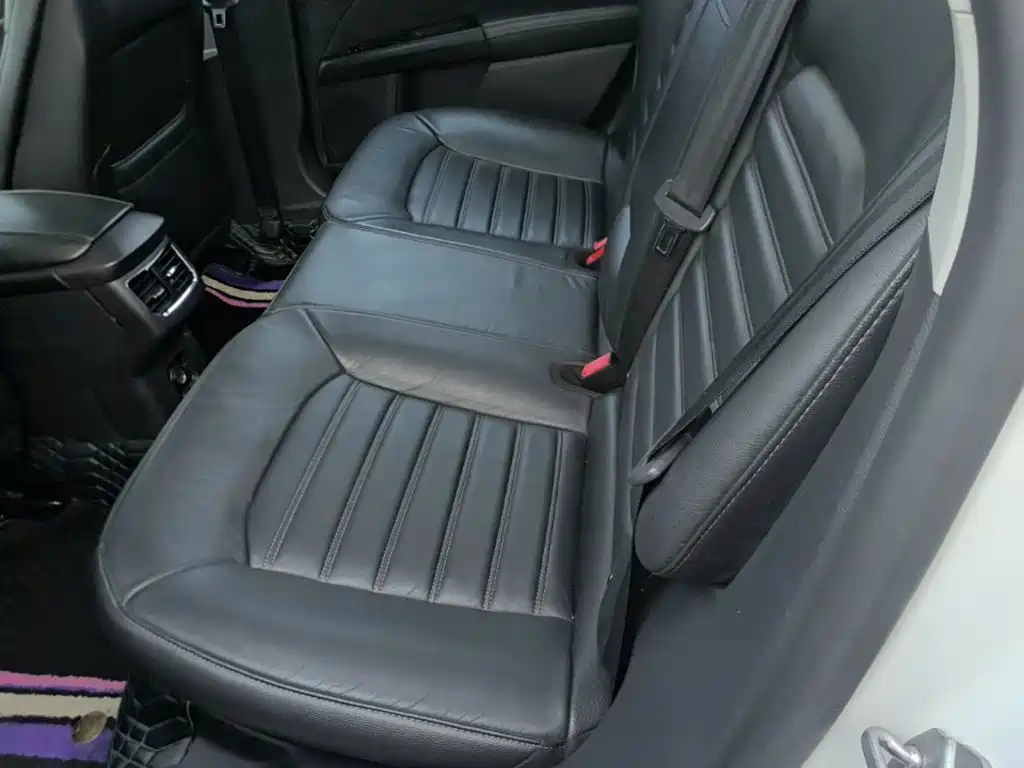 Ford Mondeo — миниатюра 17