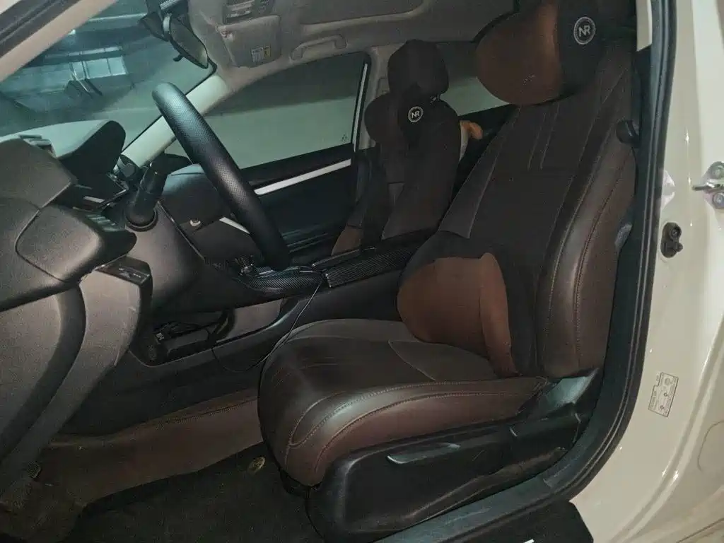 Honda Civic — миниатюра 11