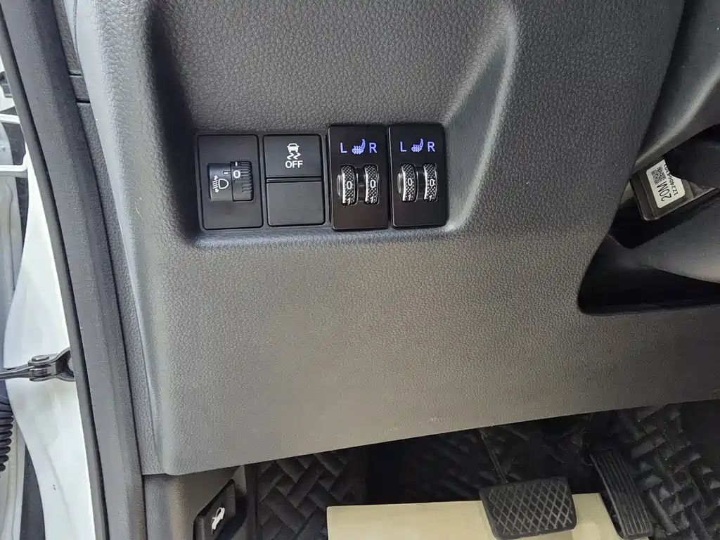 Honda Fit — миниатюра 17