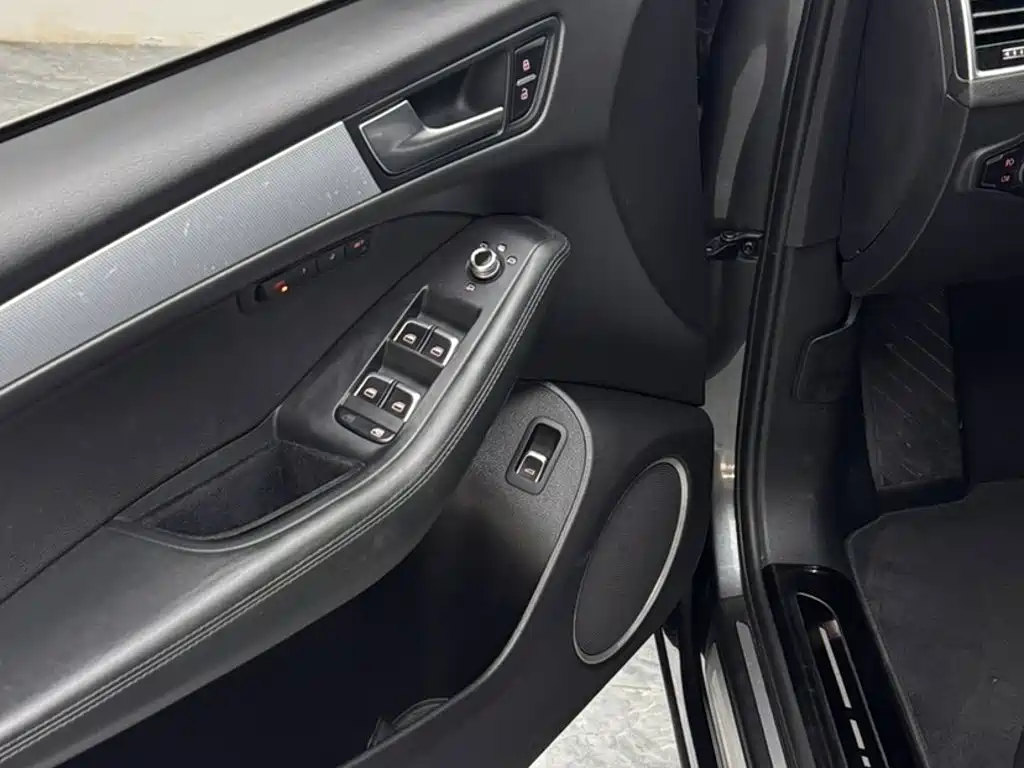 Audi Q5 (Import) — миниатюра 18