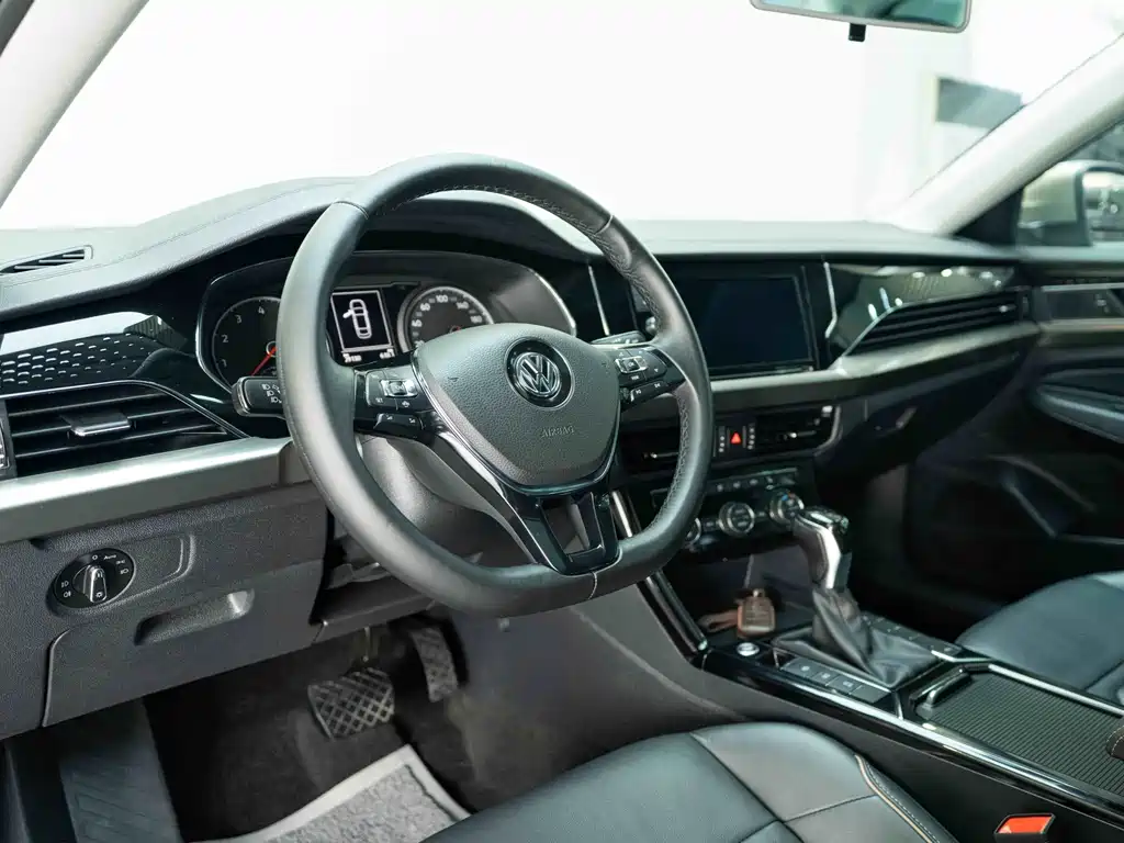 Volkswagen Passat — миниатюра 12