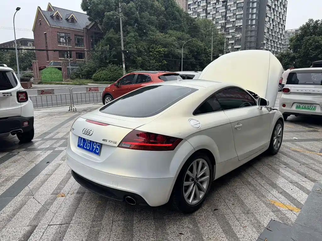 Audi TT — миниатюра 4