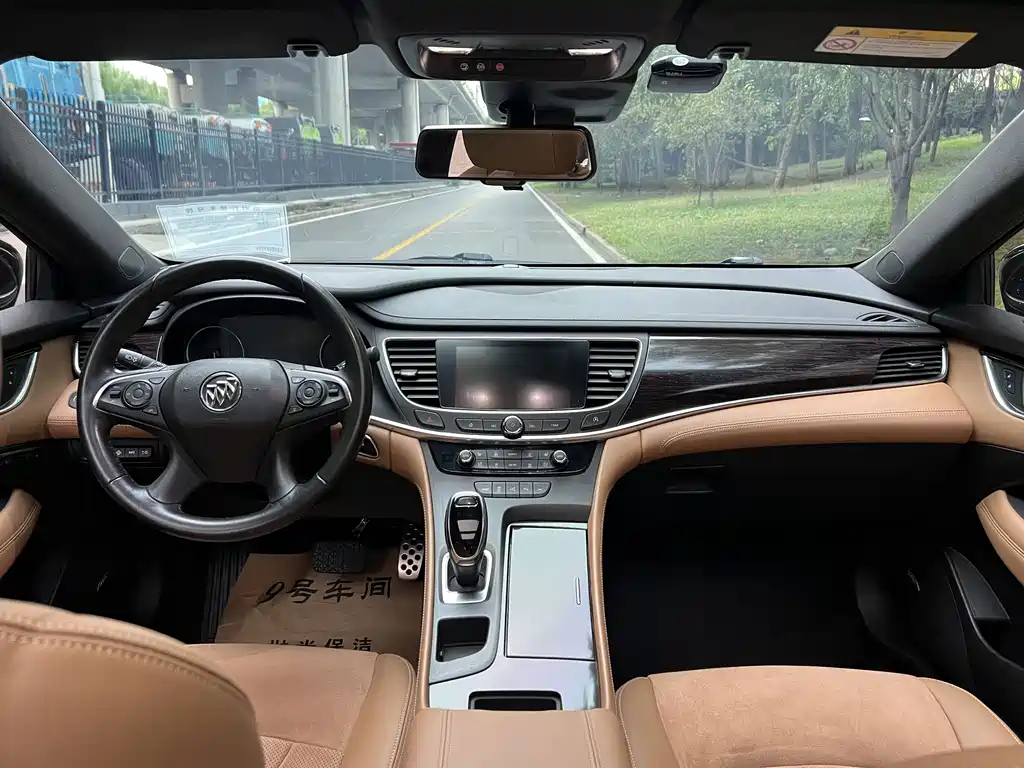 Buick LaCrosse — миниатюра 5