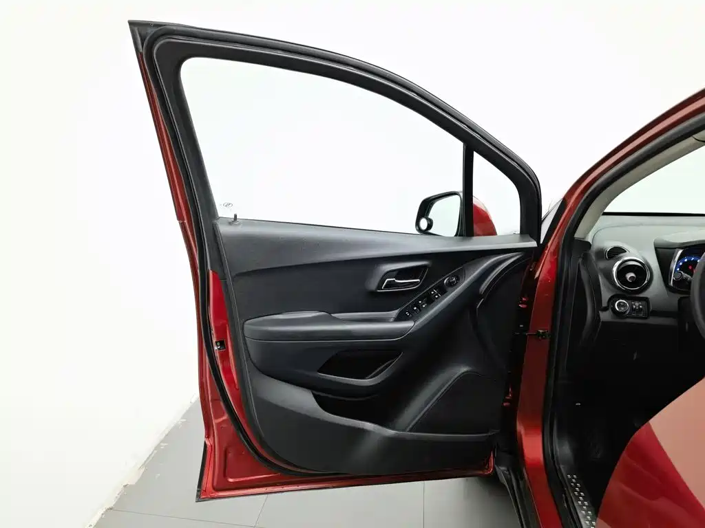 Chevrolet Trax — миниатюра 8