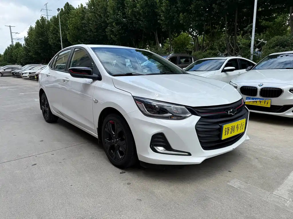Chevrolet Cavalier Facelift Redline 325T Auto Joy Fashion Edition, фото 3