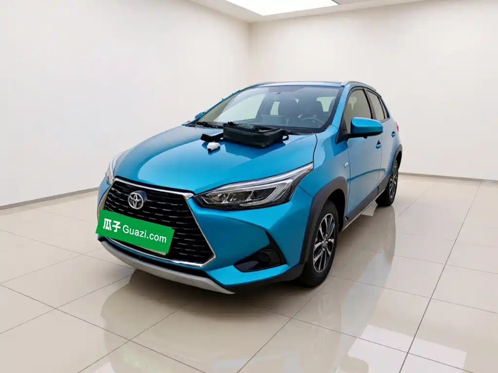 Toyota Yaris L — миниатюра 2