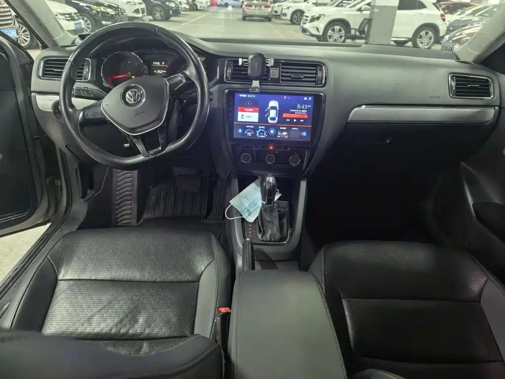 Volkswagen Sagitar — миниатюра 12
