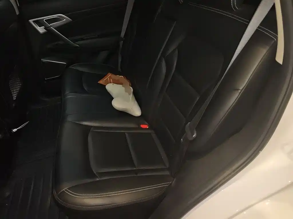 Geely Boyue — миниатюра 13
