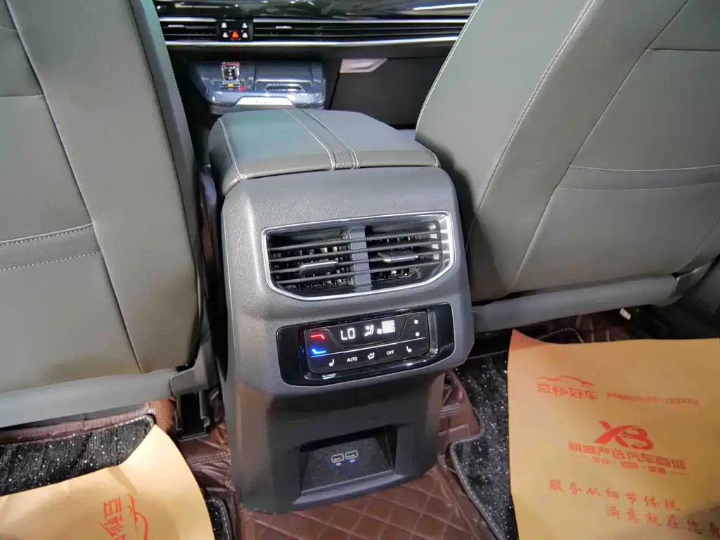Volkswagen Talagon — миниатюра 16