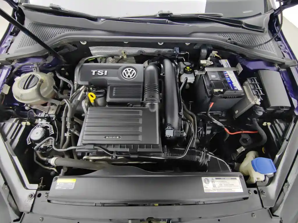 Volkswagen Golf — миниатюра 6