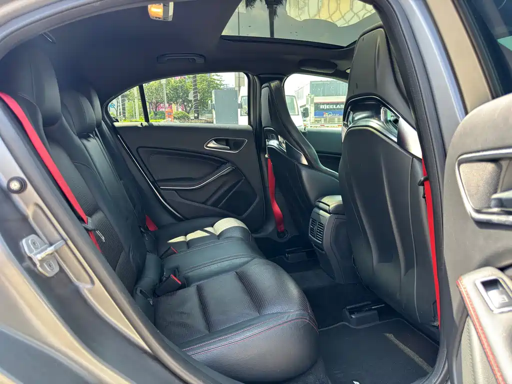 Mercedes-Benz A-Class AMG (Import) — миниатюра 12