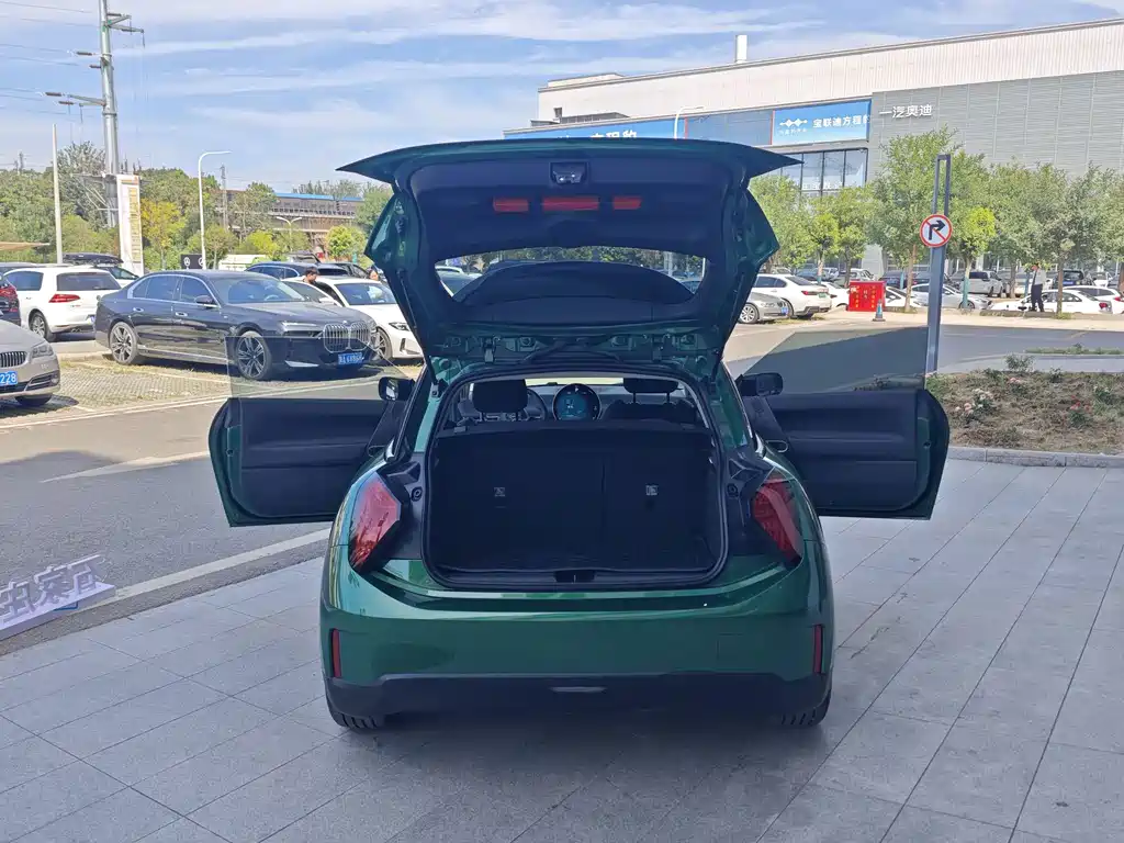 MINI MINI COOPER EV — миниатюра 10