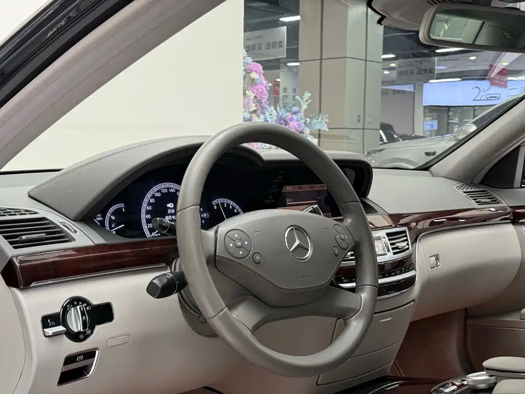 Mercedes-Benz S-Class S 2010 S 350 L Luxury