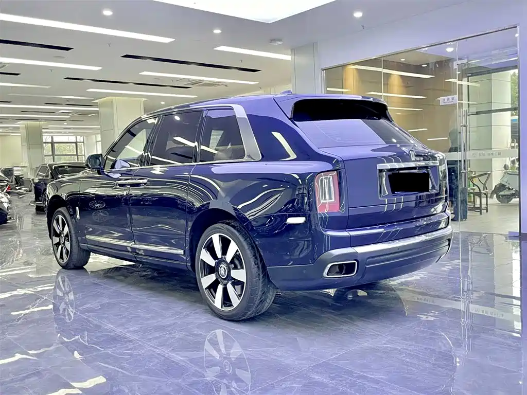 ROLLS-ROYCE CULLINAN