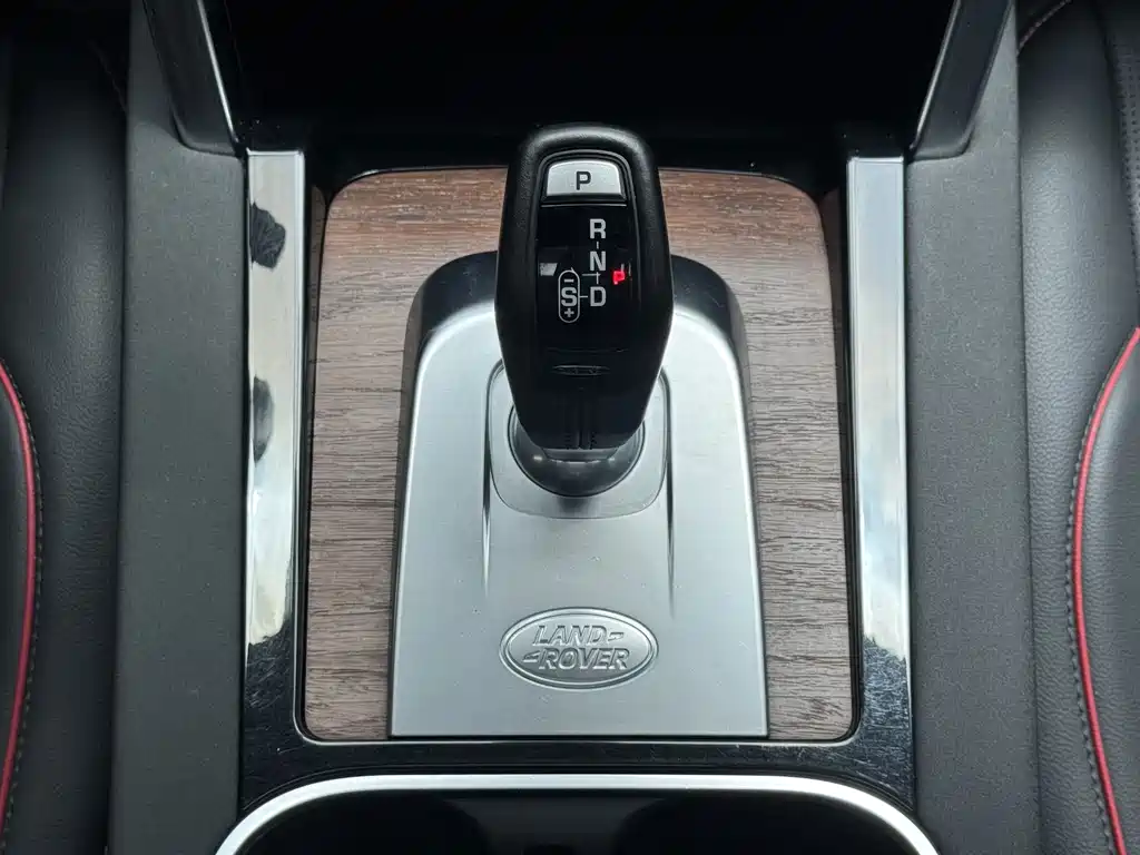 Land Rover Discovery Sport — миниатюра 13