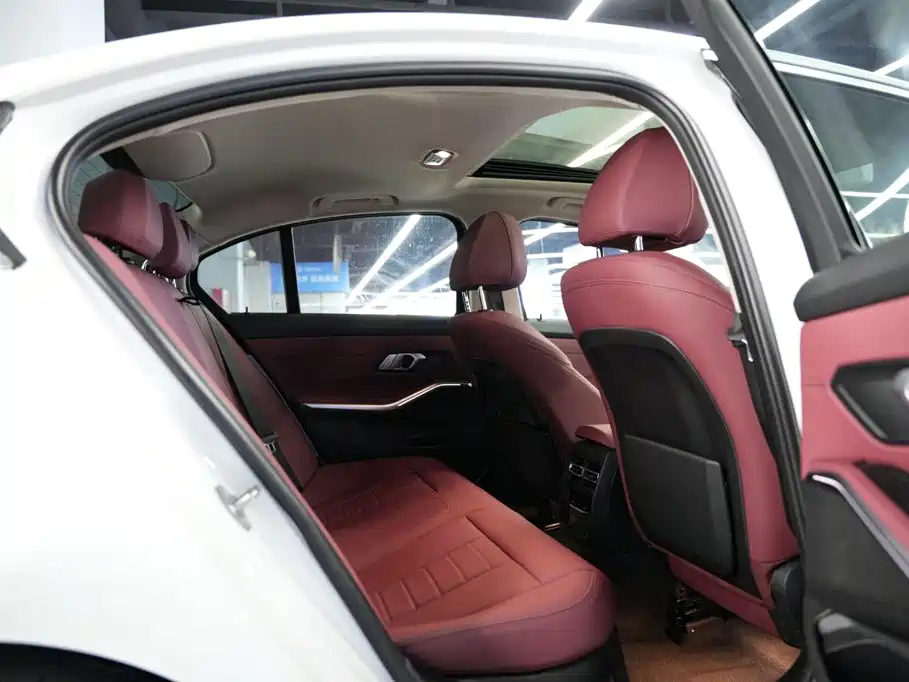 BMW 3 Series — миниатюра 18