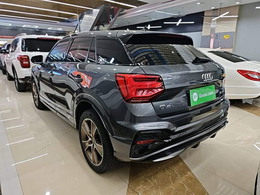 Audi Q2L 1.4 л 2022 г. Серебристо-серый, пробег 47800 км
