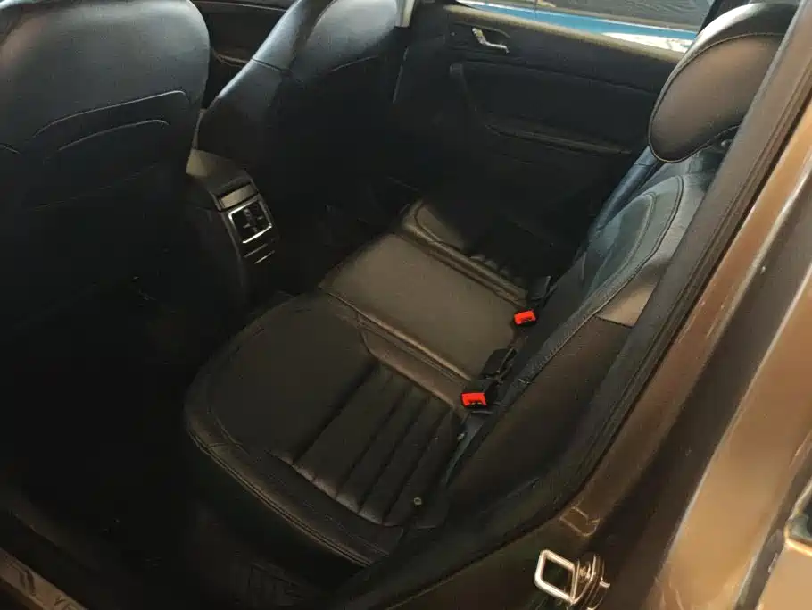 Skoda Yeti — миниатюра 11