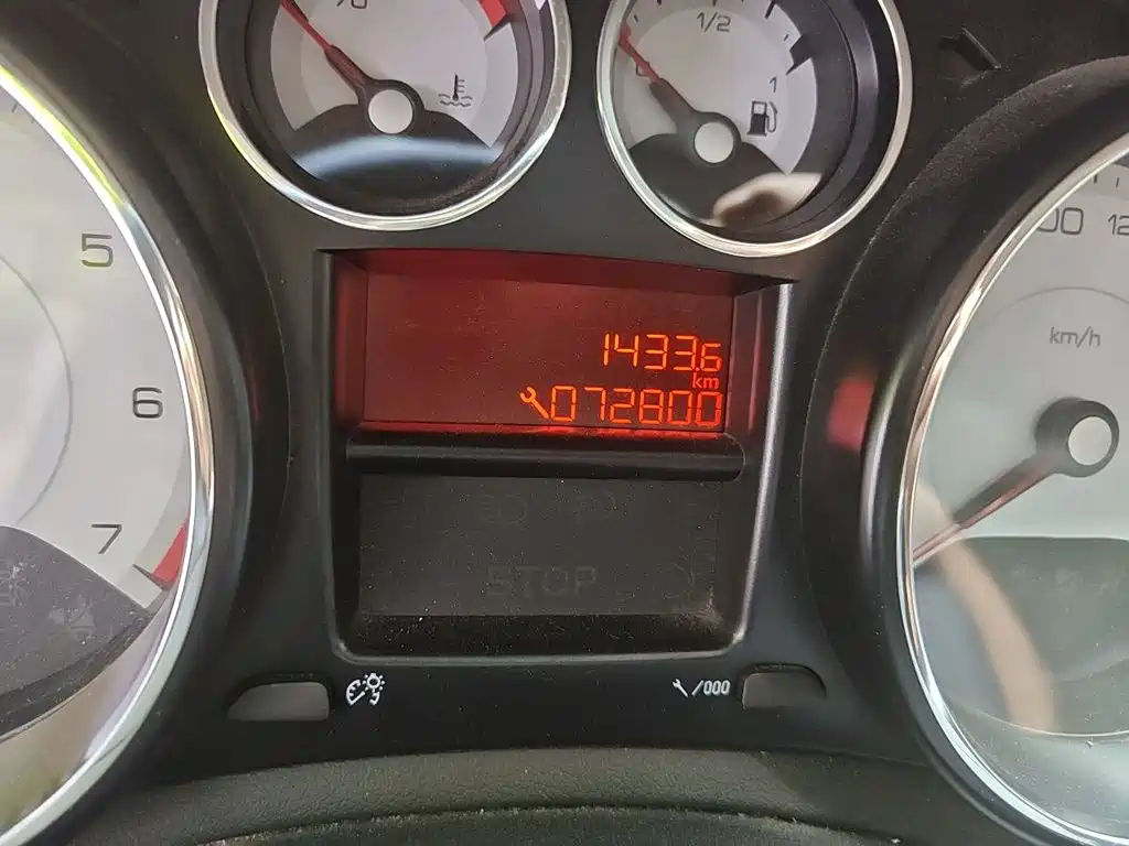 Peugeot 308 — миниатюра 13
