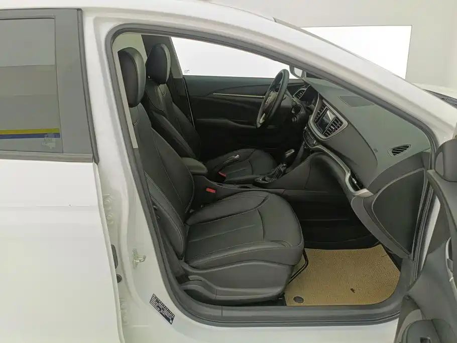 Buick Excelle — миниатюра 8
