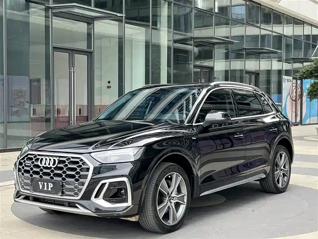 AUDI Q5L 2023