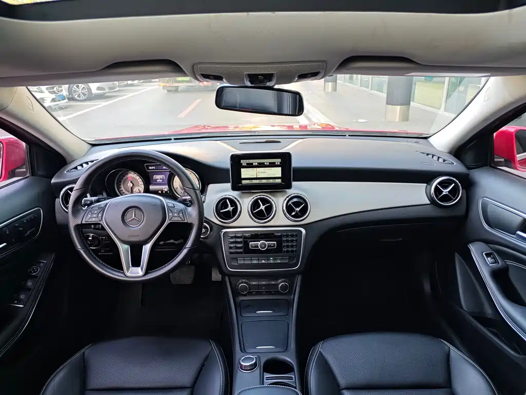 Mercedes-Benz GLA — миниатюра 5