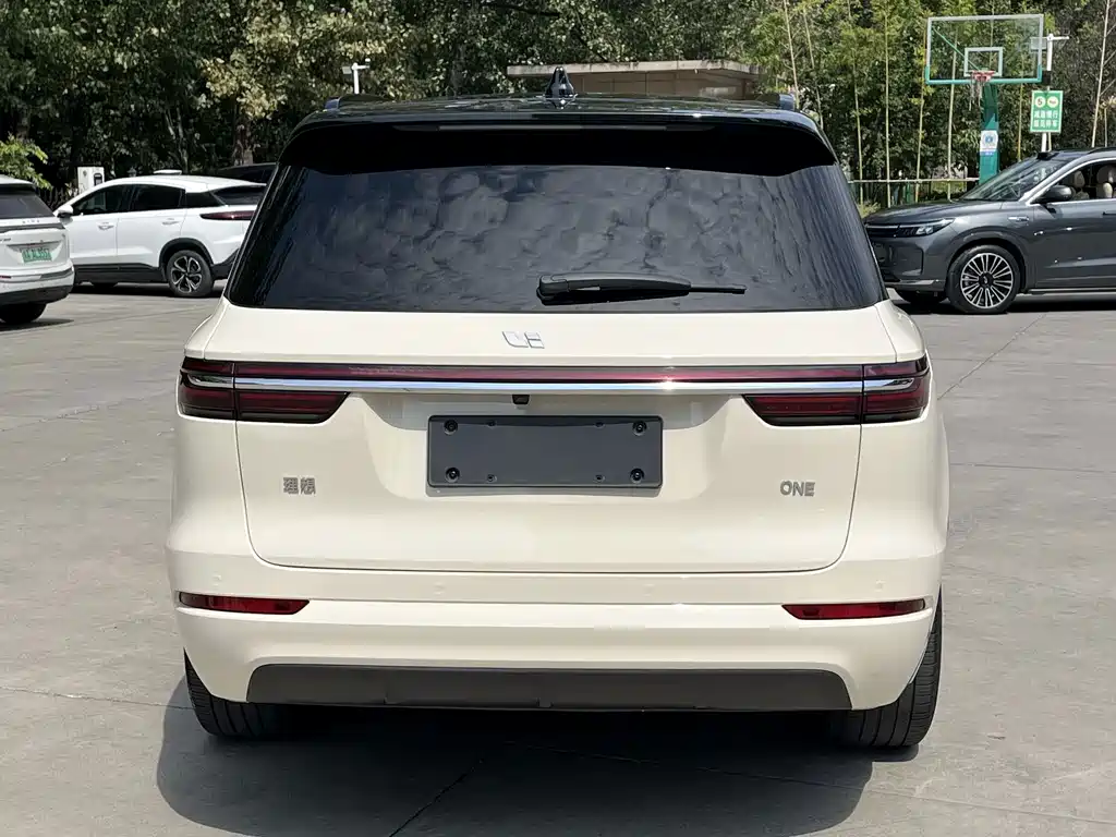 Li Auto Li ONE — миниатюра 8