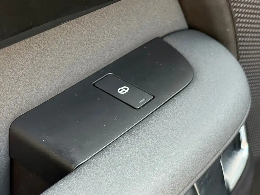 Land Rover Discovery — миниатюра 21