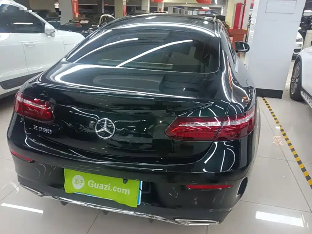 Mercedes-Benz E-Class (Import) — миниатюра 7