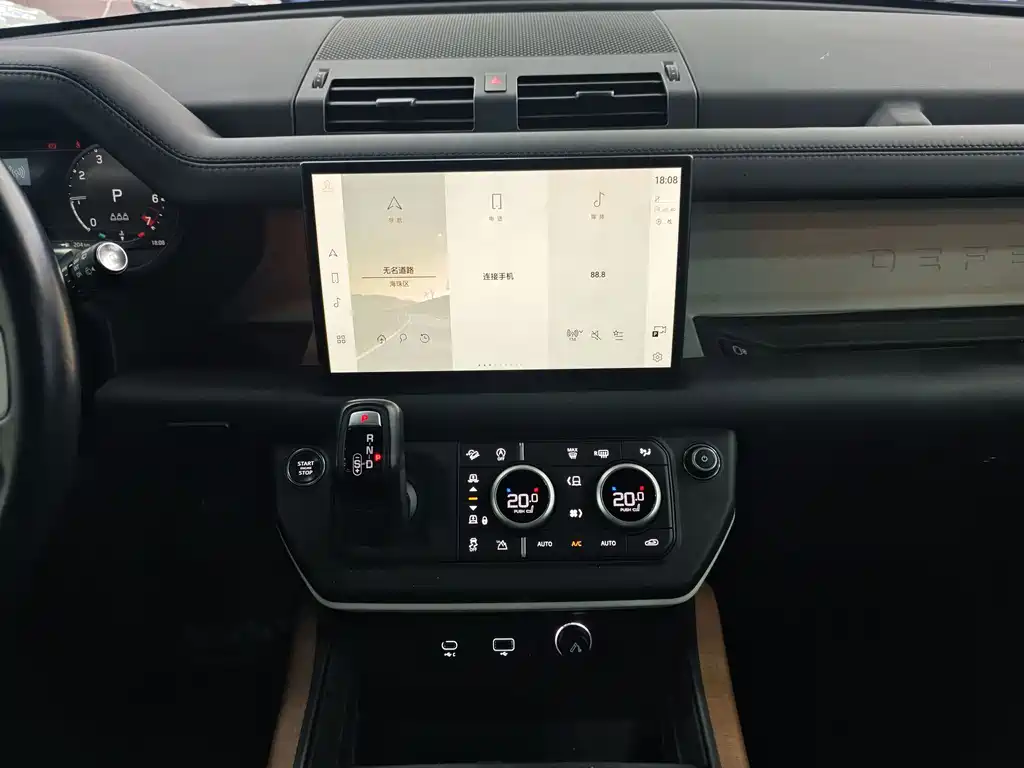 Land Rover Defender — миниатюра 12