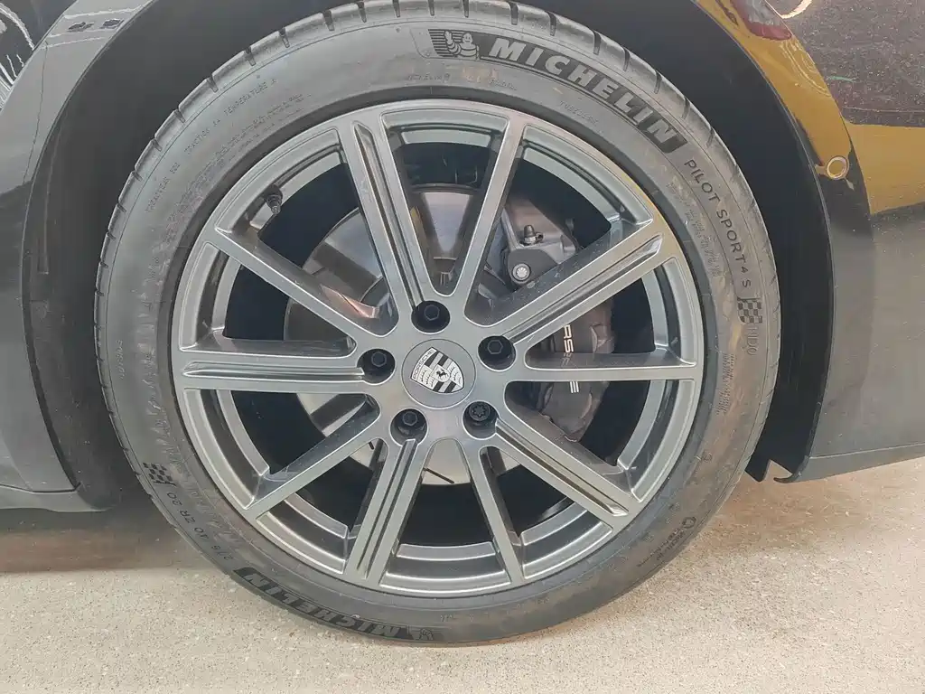 Porsche Panamera — миниатюра 16