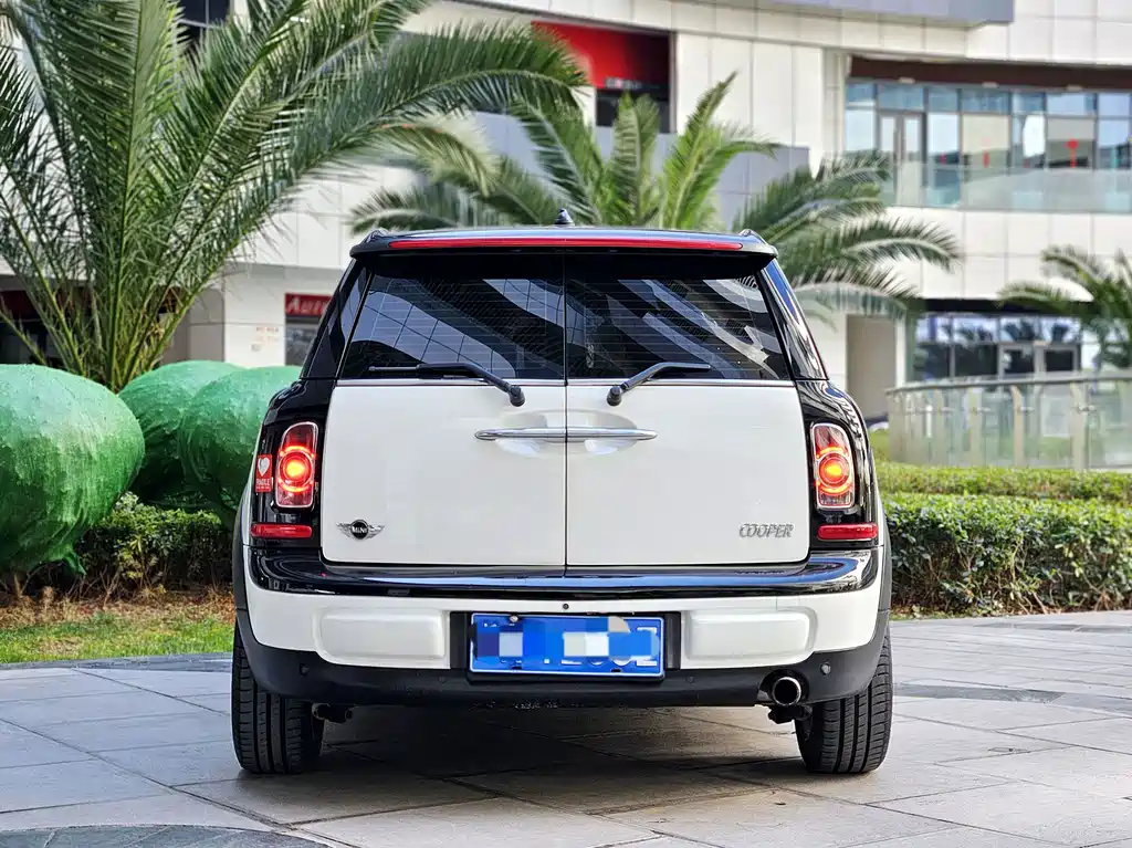 MINI Mini Clubman — миниатюра 11