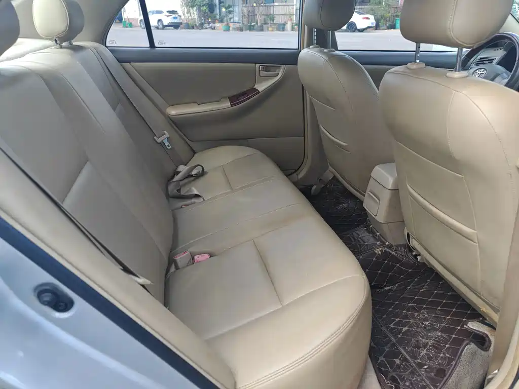Toyota Corolla — миниатюра 11