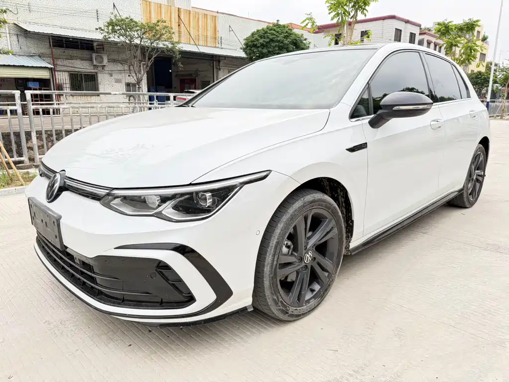 Volkswagen Golf 2022