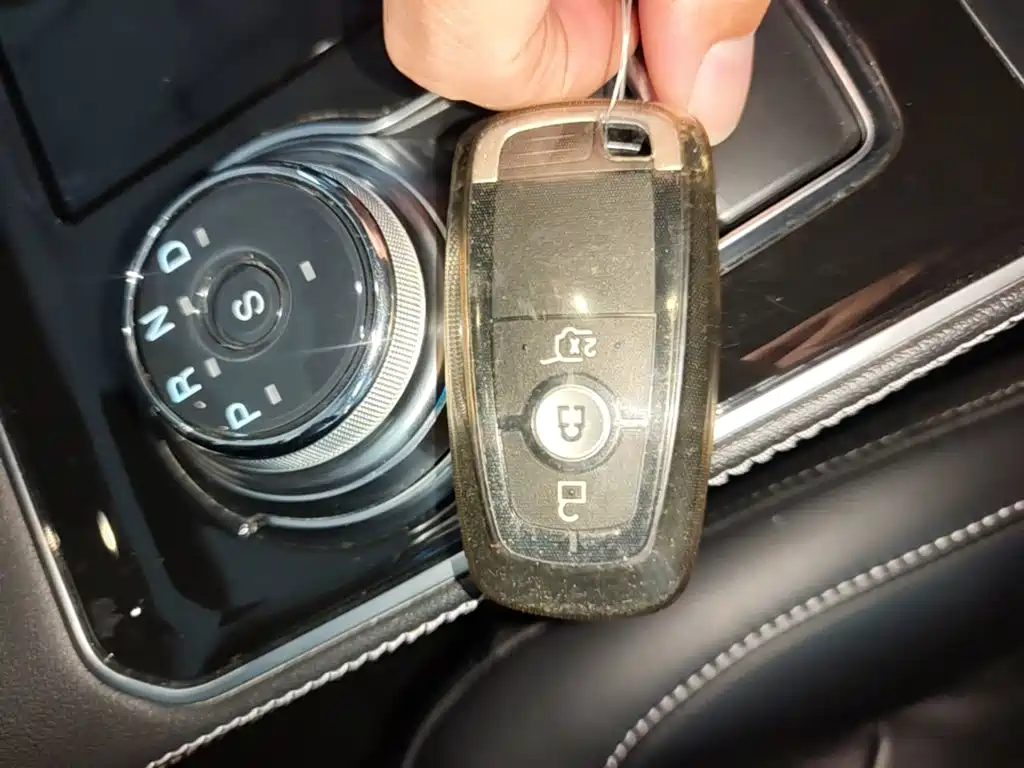 Ford Edge — миниатюра 9
