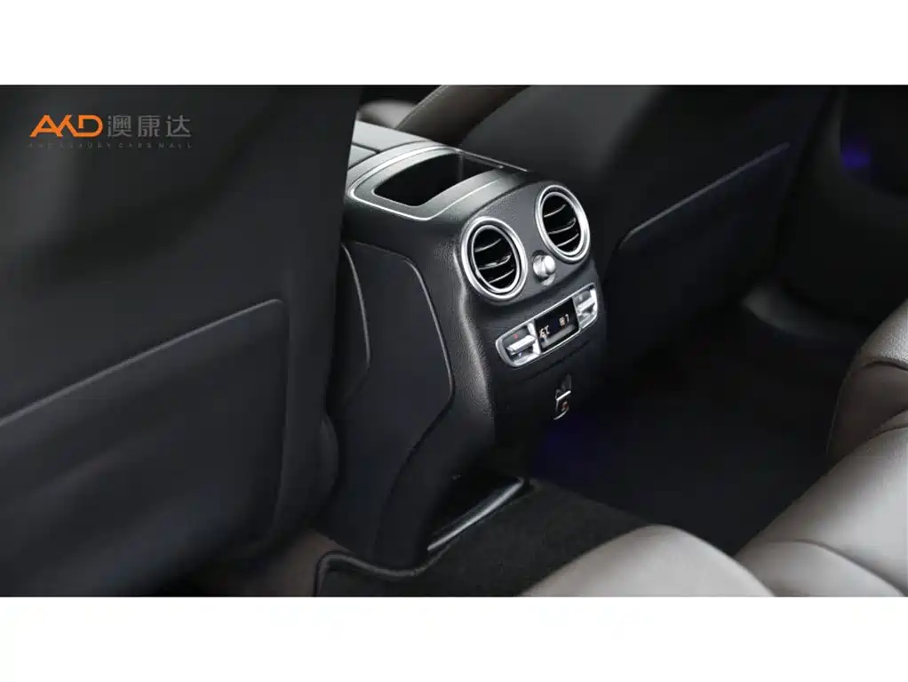 Mercedes-Benz GLC — миниатюра 9