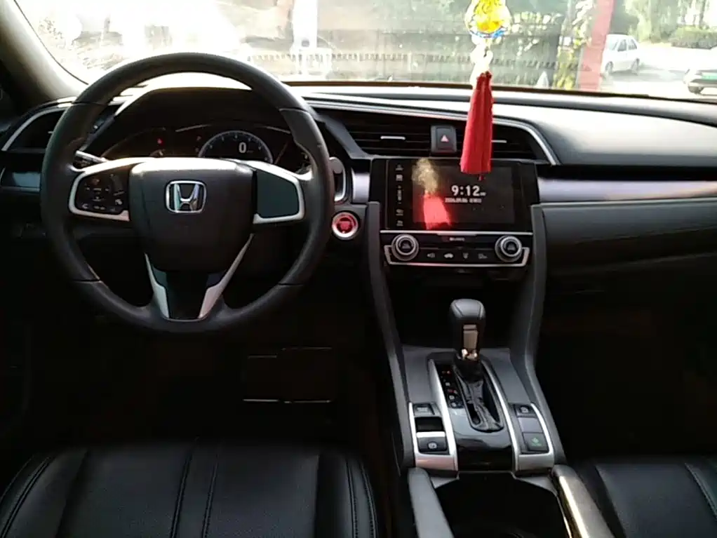 Honda Civic — миниатюра 10