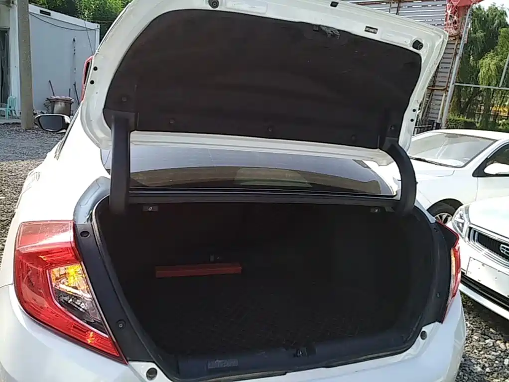 Honda Civic — миниатюра 19