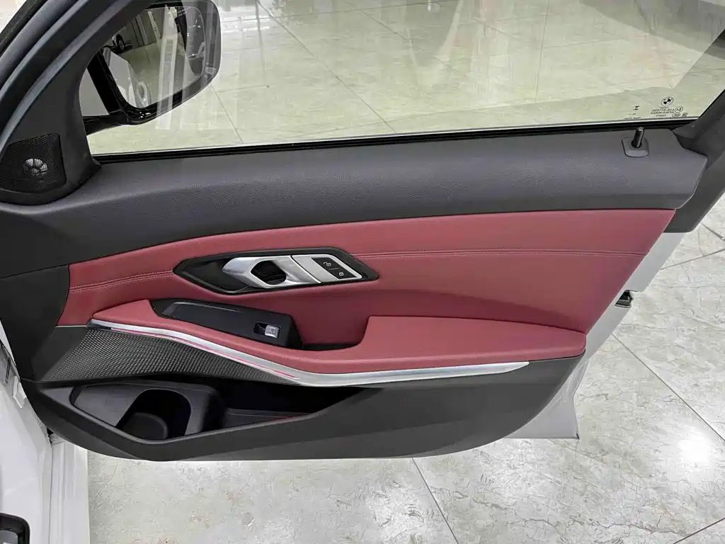 BMW 3 Series — миниатюра 18
