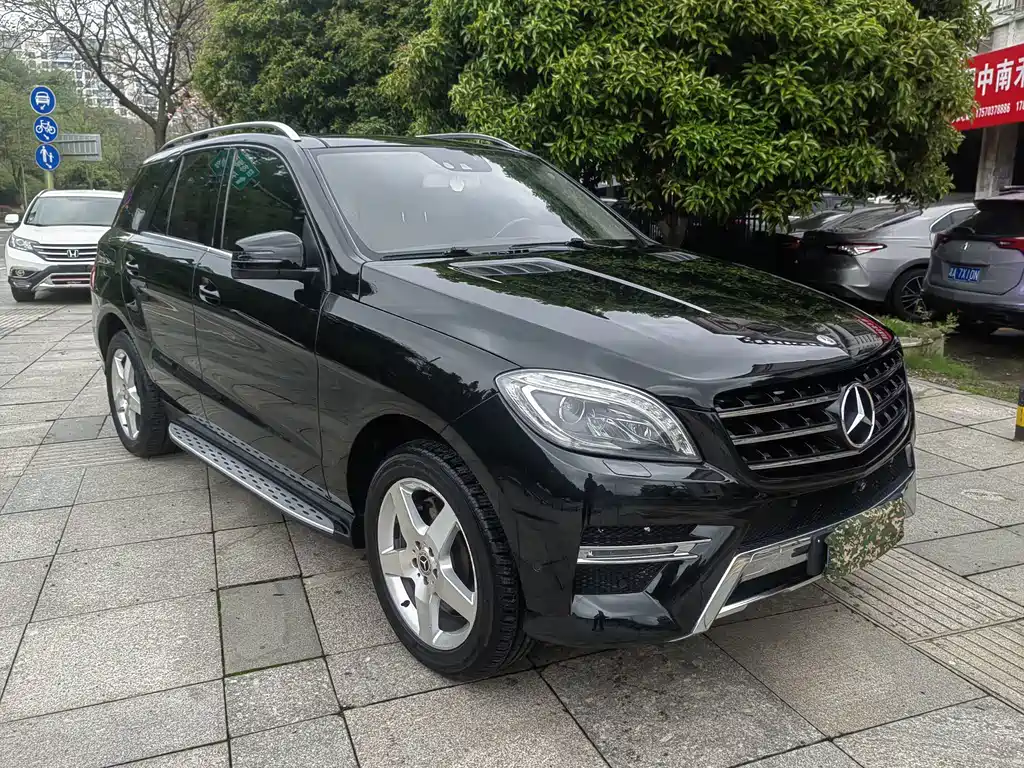 Mercedes-Benz M-Class