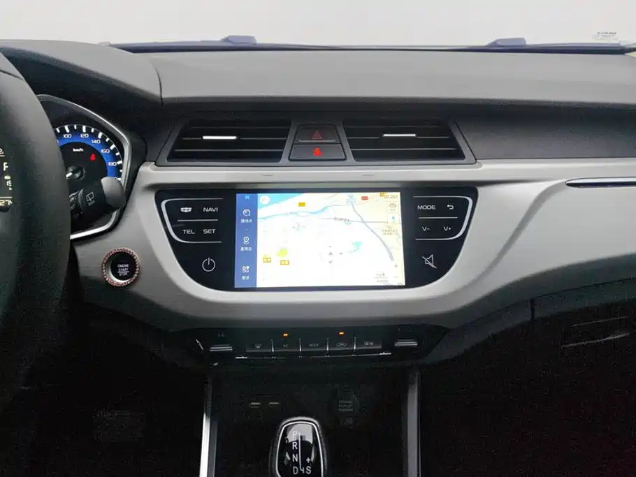 Geely Vision X3 — миниатюра 13