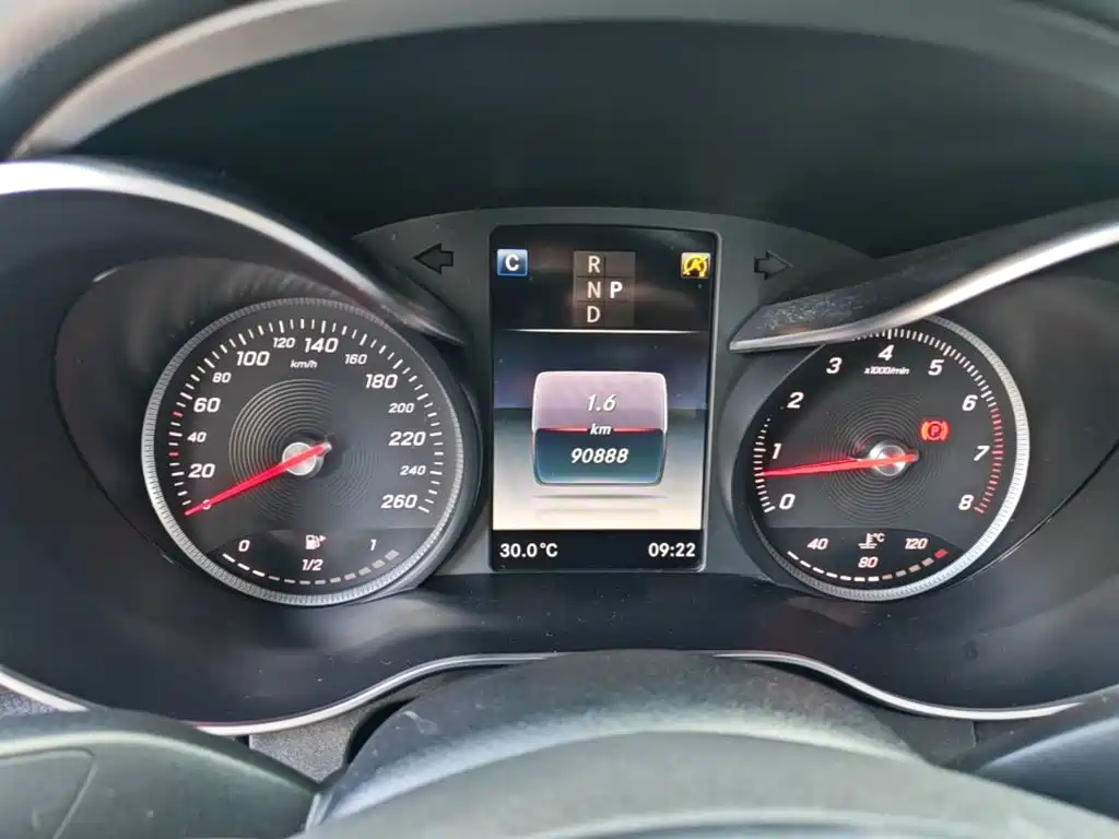 Mercedes-Benz C-Class — миниатюра 16