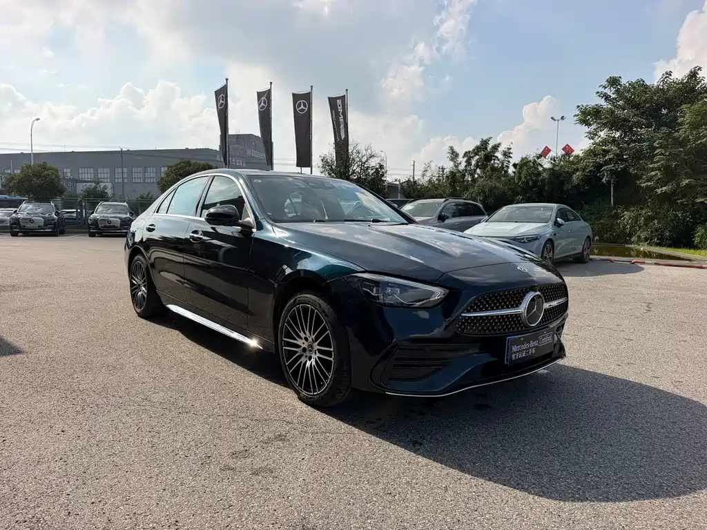 Mercedes-Benz C-Class — миниатюра 3