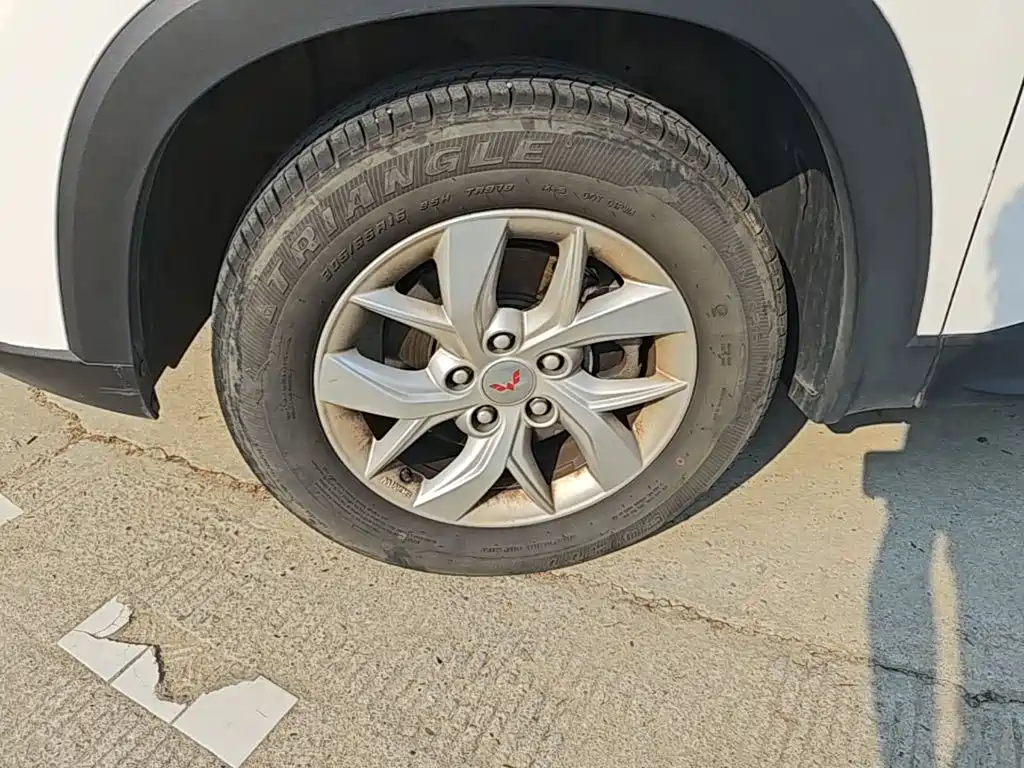 Wuling Hongguang S3 — миниатюра 23