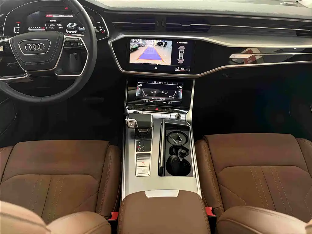 Audi A7L — миниатюра 10