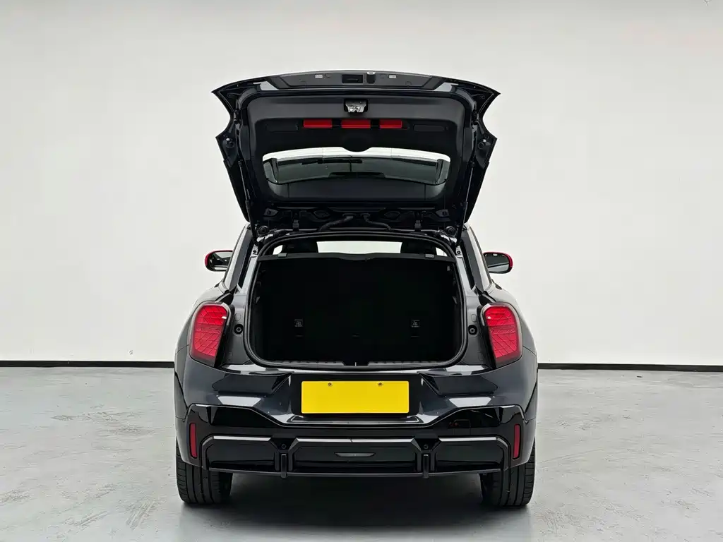 MINI MINI JCW ACEMAN EV — миниатюра 3