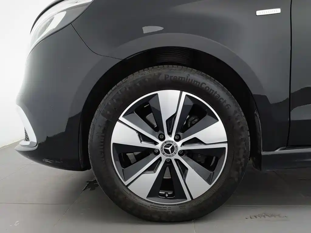 Mercedes-Benz V-Class — миниатюра 17